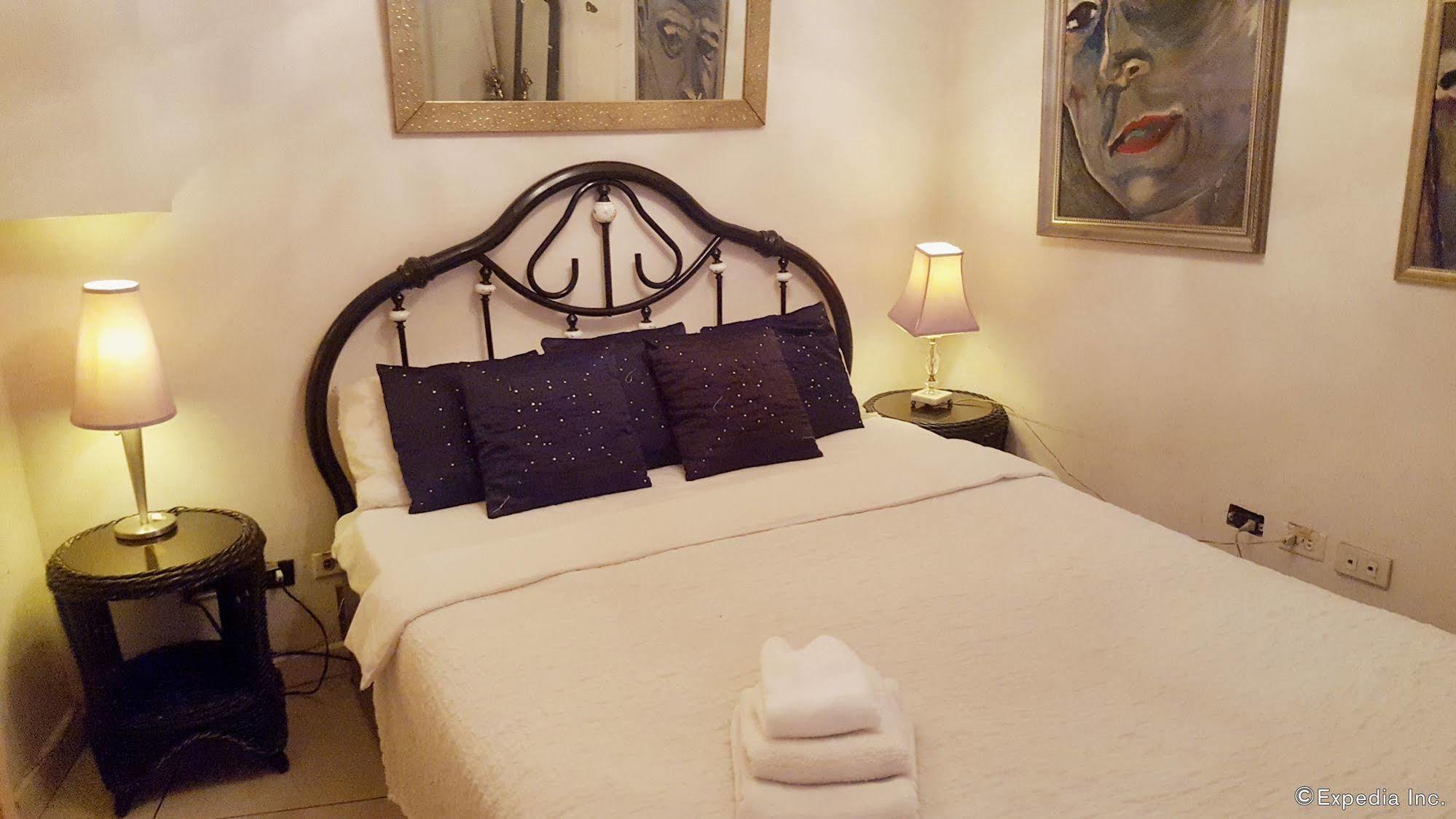 Casa Amapola Manila Panzió Taguig Kültér fotó